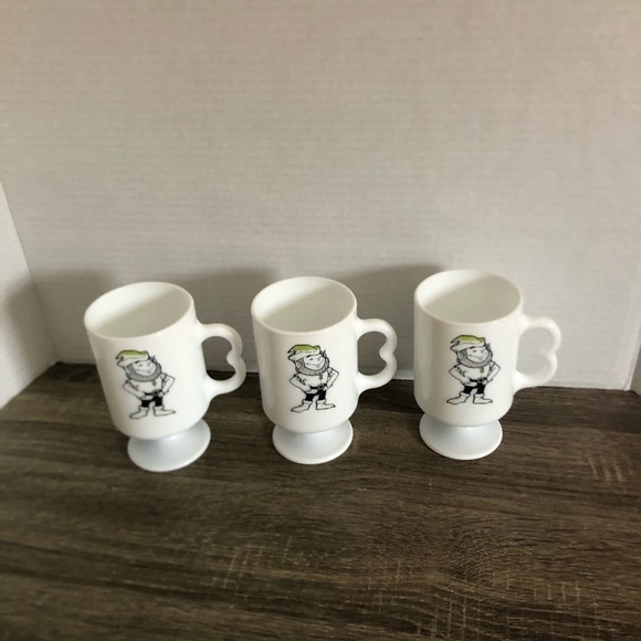 Vtg Milk Glass Irish Spring Advertising Mugs - Picture 1 of 11